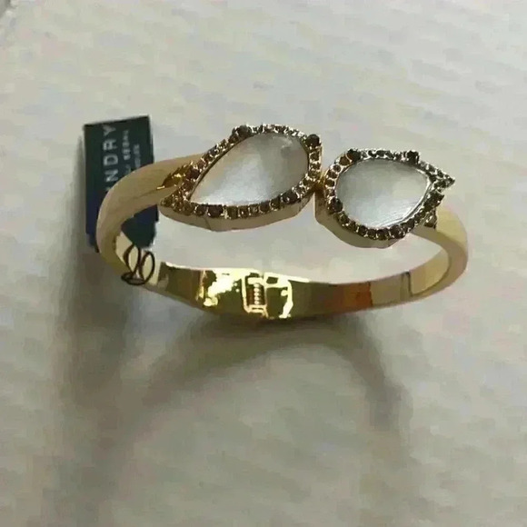 Laundry new Gold Tone Gray Pave Stone Bracelet - Picture 2 of 8